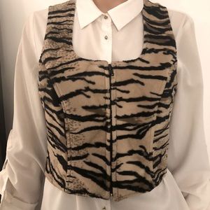Women tiger print west